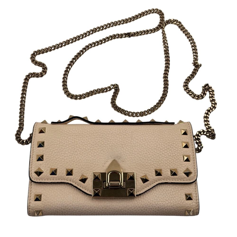 Valentino Garavani Rockstud  leather wallet on chain Ivory